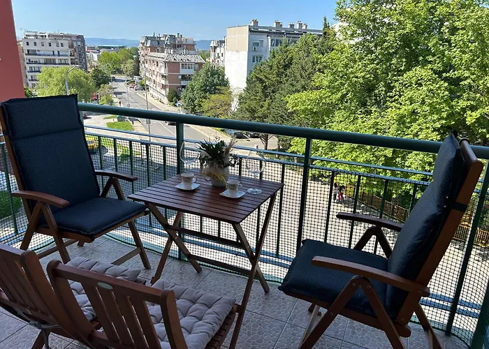 Nesebar City Apartment דירה